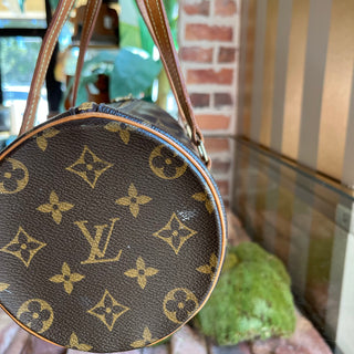 LOUIS VUITTON Papillon 26 Brown Vintage Monogram Canvas Satchel