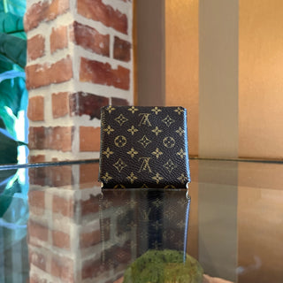 LOUIS VUITTON Small LV Monogram Folding Jewelry Case SN0074 6