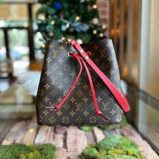 LOUIS VUITTON NeoNoe MM Red Monogram Canvas Bucket Bag
