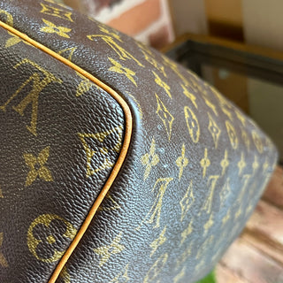 LOUIS VUITTON Speedy 30 Brown Monogram Canvas Satchel Bag