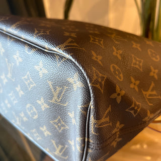 LOUIS VUITTON Monogram Neverfull MM