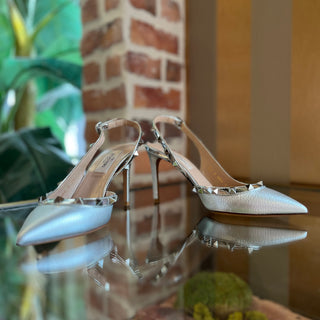 VALENTINO Rockstud Metallic Silver Leather Slingback Heels SZ 35 (US 5)
