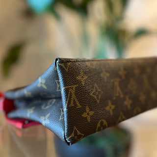 LOUIS VUITTON LV Monogram Saint Michel