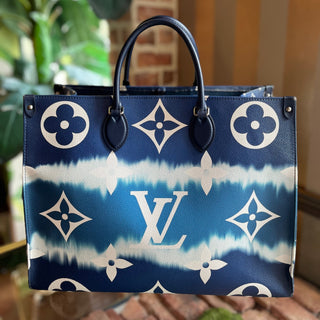 LOUIS VUITTON Blue Escale OntheGo GM