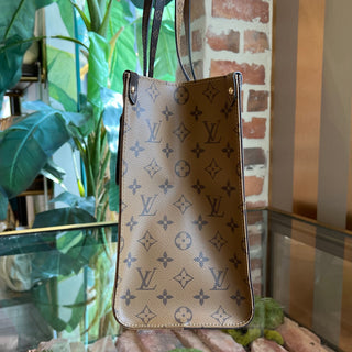 LOUIS VUITTON Onthego MM Brown Monogram Reverse Giant Monogram Canvas Tote Bag