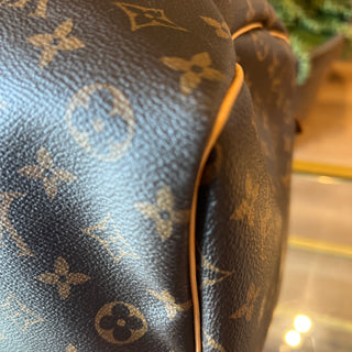 LOUIS VUITTON Monogram Keepall 60
