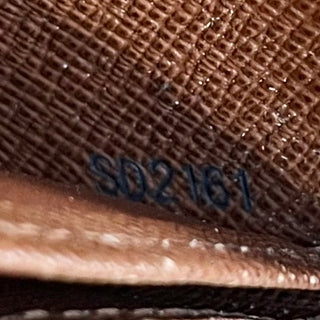 LOUIS VUITTON LV Monogram Canvas Zippy Wallet
