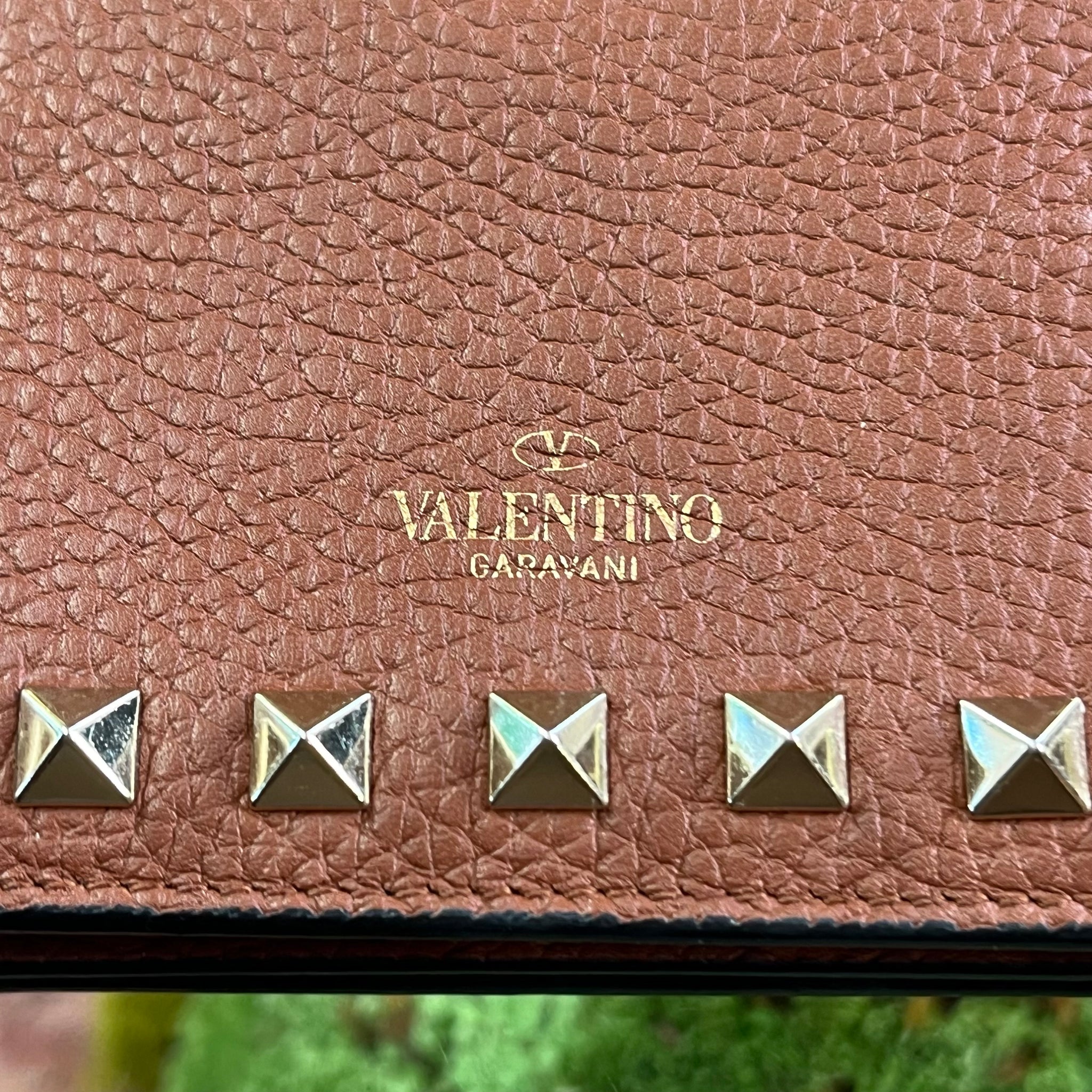 VALENTINO Brown Grainy Calfskin Leather Rockstud Compact Wallet TS3195 ...