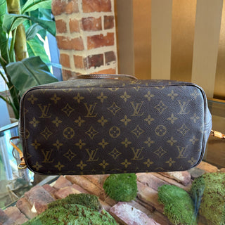 LOUIS VUITTON Monogram Neverfull MM