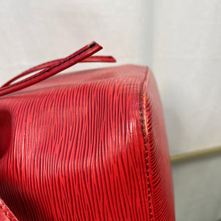 LOUIS VUITTON Petit Noe Epi Castillan Red Bucket Bag