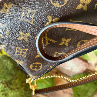 LOUIS VUITTON Pallas Monogram Noir Canvas Clutch Crossbody Bag