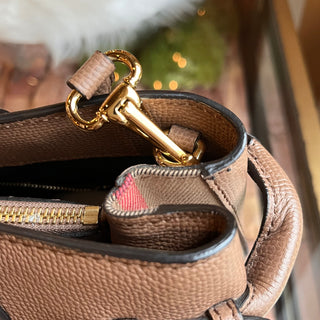 BURBERRY Banner Medium Leather Tote