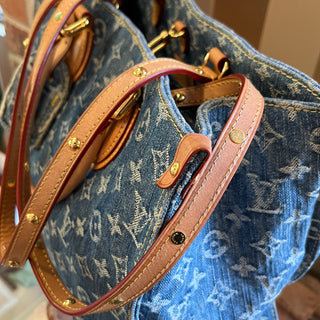 LOUIS VUITTON Onthego MM Blue Monogram Denim Tote Bag