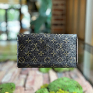 LOUIS VUITTON Sarah Brown Monogram Canvas Vintage Wallet