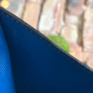 LOUIS VUITTON Friedland Pochette Black Blue Epi Leather Shoulder Bag