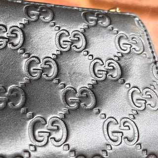 GUCCI Black Leather Guccissima Zip Around Wallet