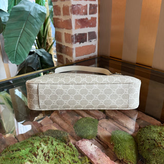 GUCCI White Beige GG Supreme Emblem Shoulder Bag