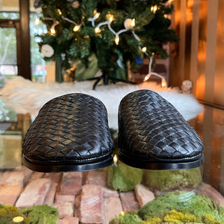 BOTTEGA VENETA Black Intrecciato Woven Leather Mules SZ37(7US)