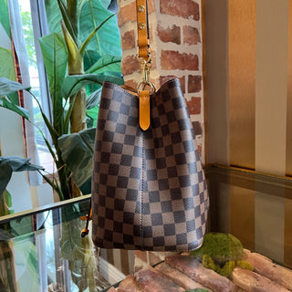 LOUIS VUITTON Neonoe MM Safron Damier Ebene Canvas Bucket Bag