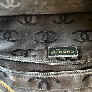CHANEL Vintage Chocolate Bar Black Quilted Leather Tote Bag