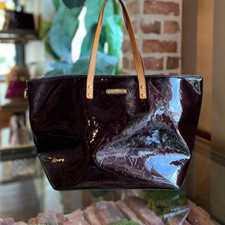 LOUIS VUITTON Bellevue GM Amarante Vernis Monogram Tote Bag