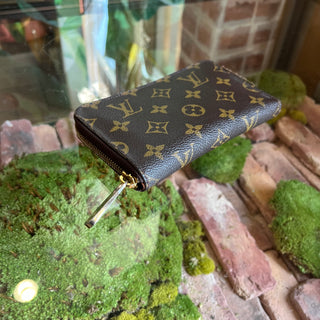 LOUIS VUITTON Zippy Organizer Brown Monogram Canvas Wallet