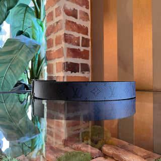 LOUIS VUITTON Black Initials Eclipse Monogram 90/36 Belt