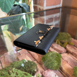 LOUIS VUITTON Capucines Compact Black Taurillon Leather Wallet