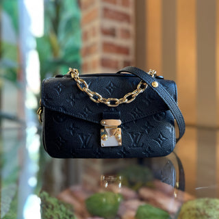 LOUIS VUITTON Métis Black Monogram Empreinte Leather Shoulder Bag