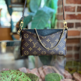 LOUIS VUITTON Pallas Monogram Noir Canvas Clutch Crossbody Bag