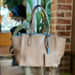 GUCCI Swing Small Beige Blue Pebbled Calfskin Leather Tote Bag