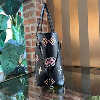 LOUIS VUITTON Neverfull MM Wild At Heart Black Canvas Tote