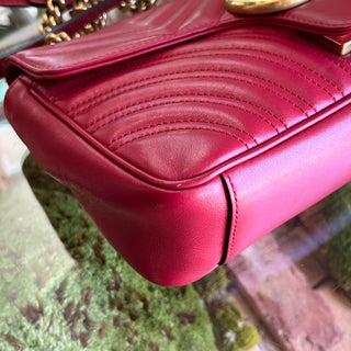 GUCCI GG Marmont Red Matelassé Calfskin Leather Shoulder Bag