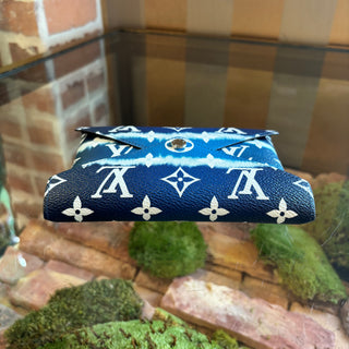 LOUIS VUITTION Kirigami Pochette Escale MM Blue