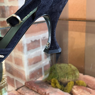 CHANEL Black Suede CC Logo Sandals SZ36(6US)