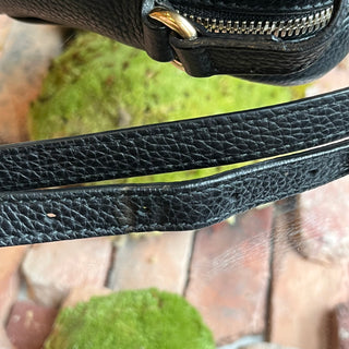 GUCCI Soho Disco Black Pebbled Leather Crossbody