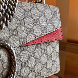 GUCCI Dionysus Medium GG Supreme Monogram Red Shoulder Bag