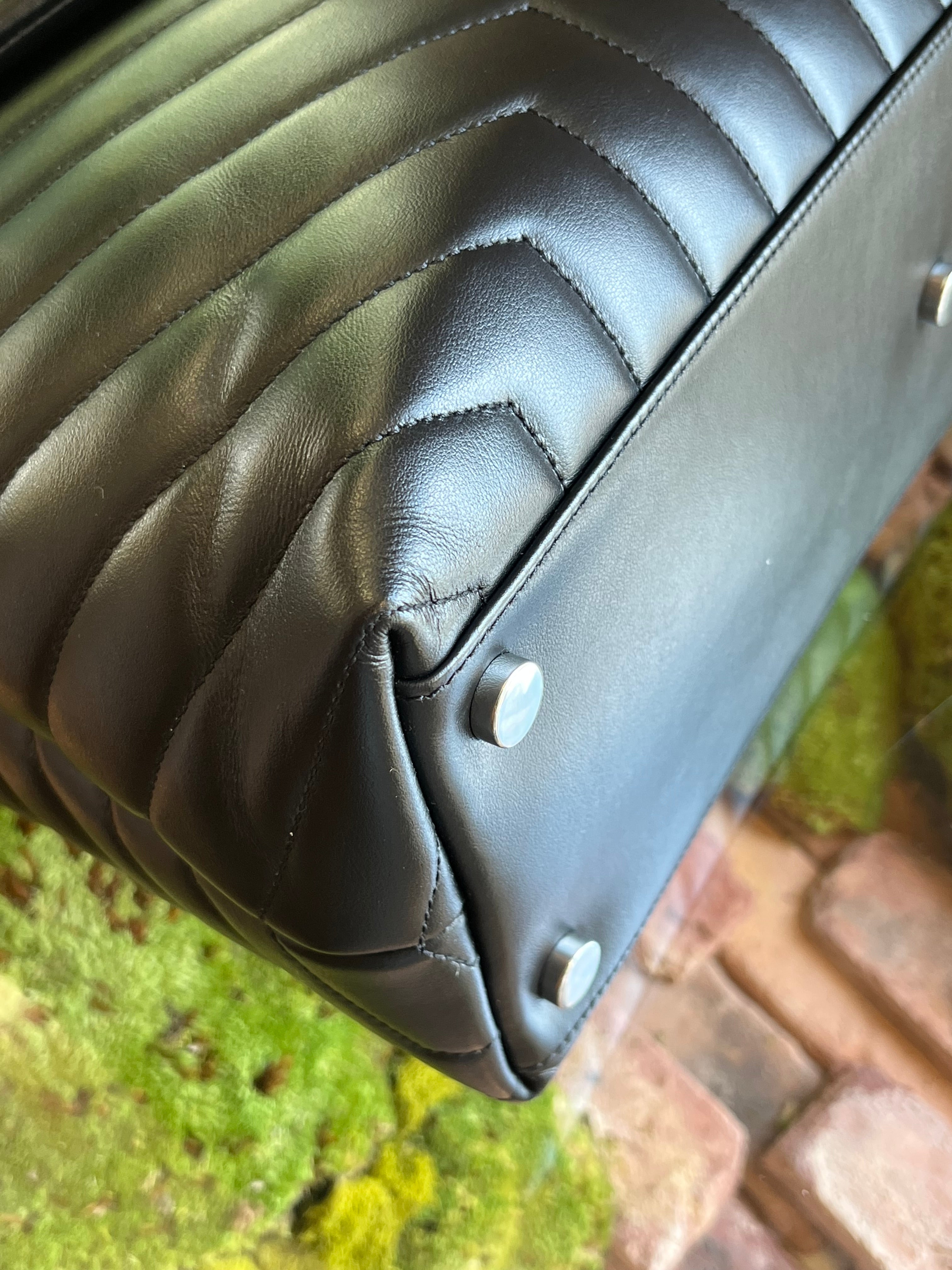 Saint Laurent Loulou Monogram Ysl Large V-Flap Chain Shoulder Bag - Nickel Oxide Hardware Black