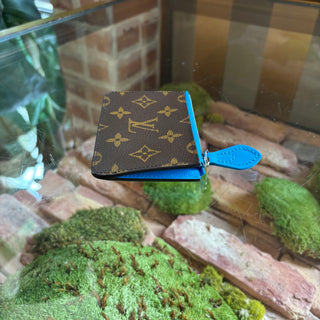 LOUIS VUITTON Blue Romy Card Holder