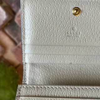 GUCCI Ophidia Beige GG Supreme Monogram Textured Dollar Calfskin Web Card Case