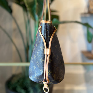 LOUIS VUITTON Monogram Neverfull PM