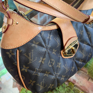 LOUIS VUITTON Etoile City PM Brown Monogram Canvas Shoulder Bag