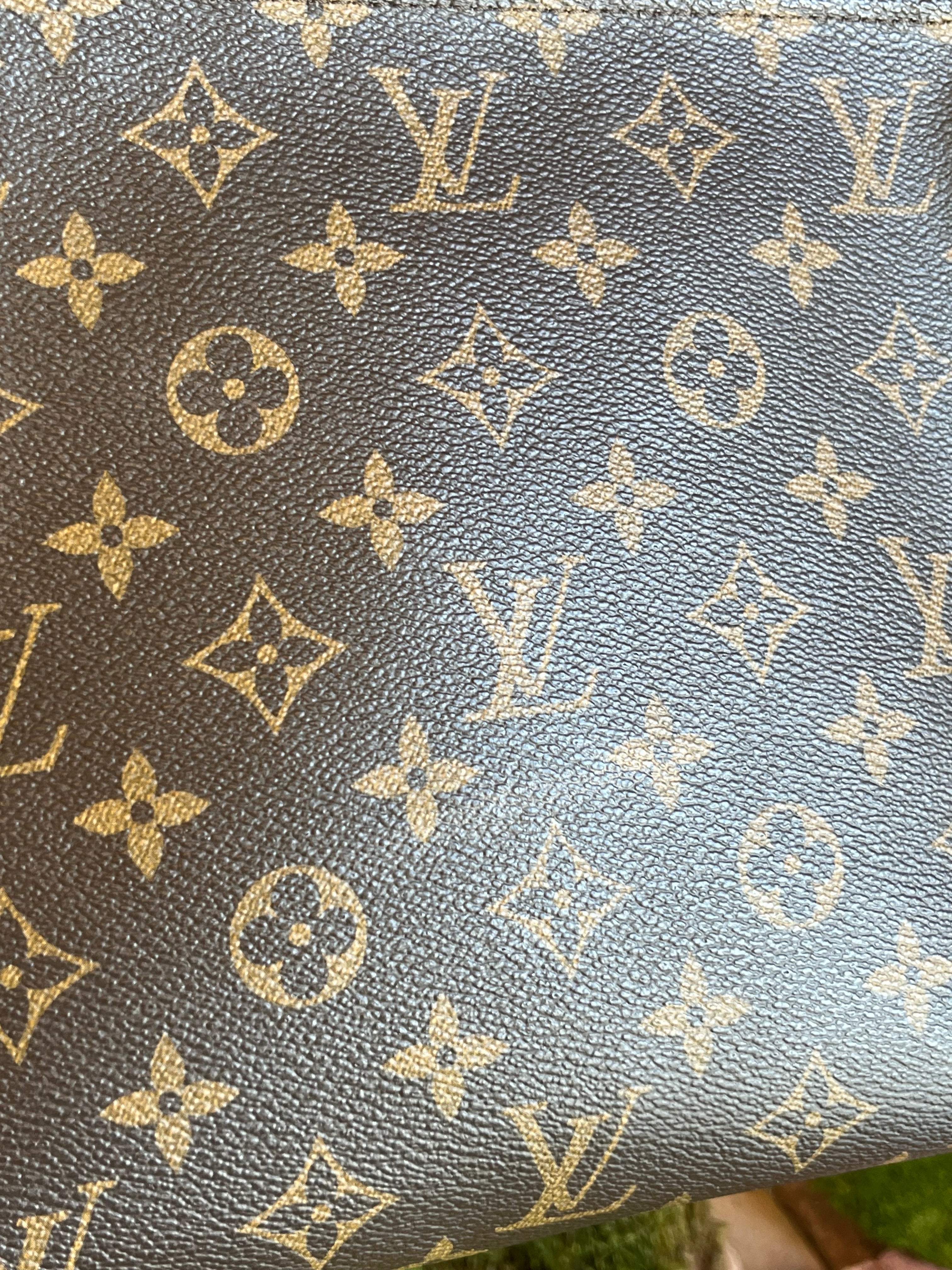 louis vuitton pochette 26 in brown monogram canvas and natural leather