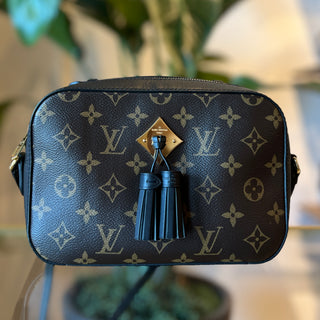 LOUIS VUITTON Saintonge Shoulder Bag