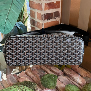 GOYARD Capetain Messenger Black Goyardine Canvas Crossbody