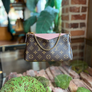 LOUIS VUITTON Pallas Monogram Magnolia Canvas Clutch