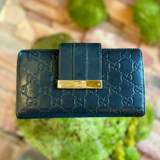 GUCCI GG Supreme Leather Continental Wallet