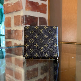 LOUIS VUITTON Small LV Monogram Folding Jewelry Case SM0064