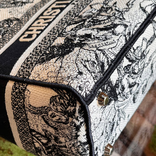 DIOR Lady Dior Medium Dior Zodiac Embroidery Tote