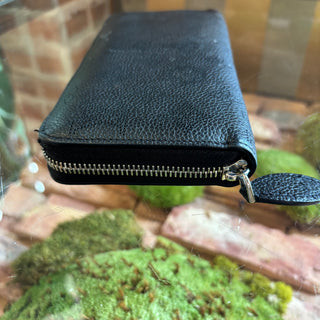 LOUIS VUITTON Mahina Zippy Wallet